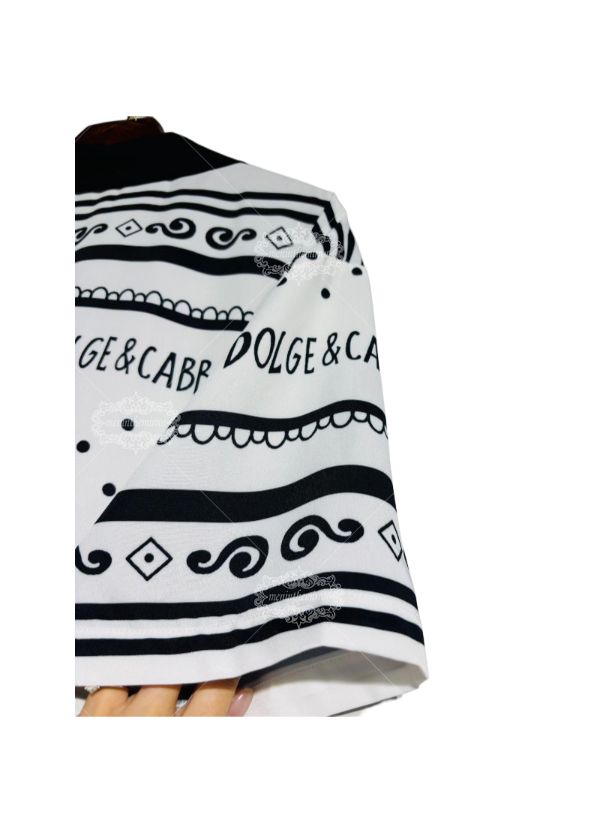 &Aacute;o sơ mi ngắn tay viền chấm bi đơn sắc | Khăn lụa cổ điển Luxe