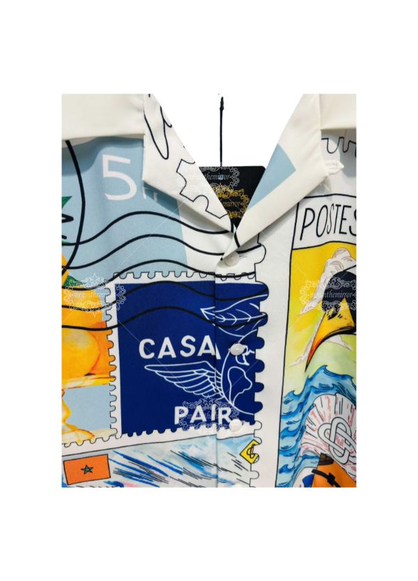 &Aacute;o sơ mi in h&igrave;nh học m&agrave;u xanh nước biển rực rỡ | Trang phục dạo phố sang trọng c&oacute; độ tương phản cao