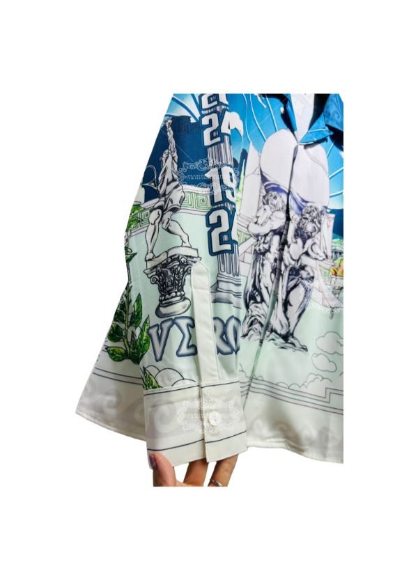 &Aacute;o sơ mi in họa tiết đi&ecirc;u khắc Baroque m&agrave;u xanh nhạt | Khu nghỉ dưỡng Light Luxe ngắn hạn