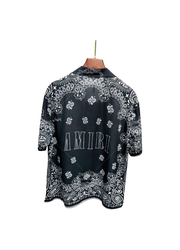 Black Heraldic Crest Tee | Ph&ograve;ng trưng b&agrave;y sang trọng