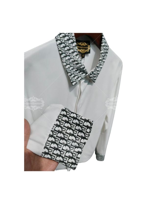 &Aacute;o sơ mi trang tr&iacute; chữ lồng m&agrave;u trắng | V&ograve;ng cổ giải tr&iacute;