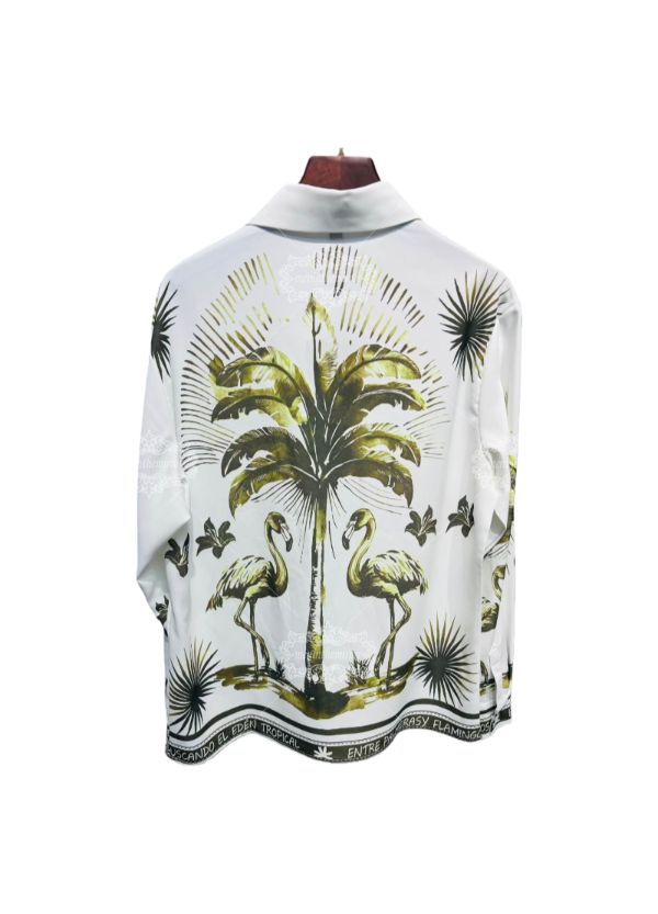 &Aacute;o thun l&aacute; hồng rực rỡ | Ph&ograve;ng trưng b&agrave;y sang trọng