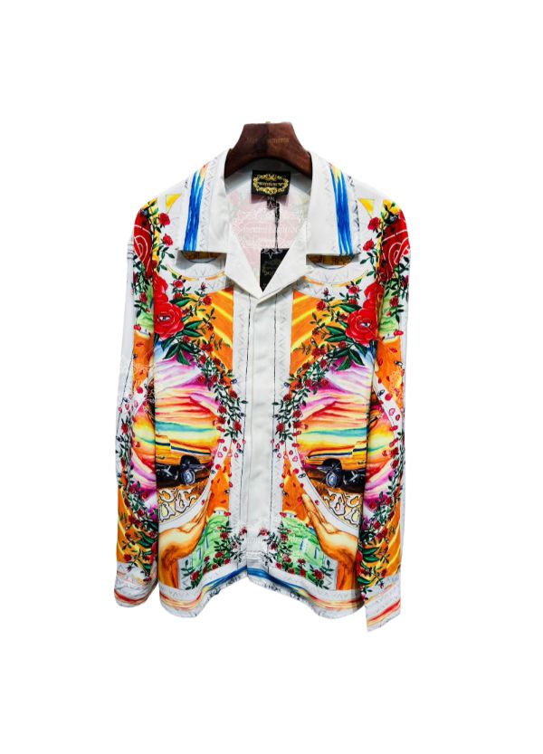 &Aacute;o thun Luxe Crest tự nhi&ecirc;n m&agrave;u trắng xanh | Ph&ograve;ng trưng b&agrave;y sang trọng