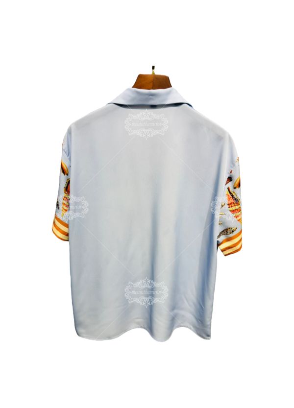 &Aacute;o sơ mi in h&igrave;nh vỏ s&ograve; biển m&agrave;u xanh nhạt | Khu nghỉ dưỡng ngắn cổ điển