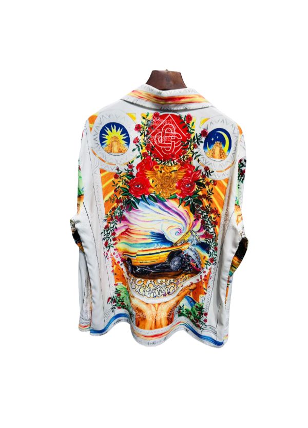 &Aacute;o thun Luxe Crest tự nhi&ecirc;n m&agrave;u trắng xanh | Ph&ograve;ng trưng b&agrave;y sang trọng