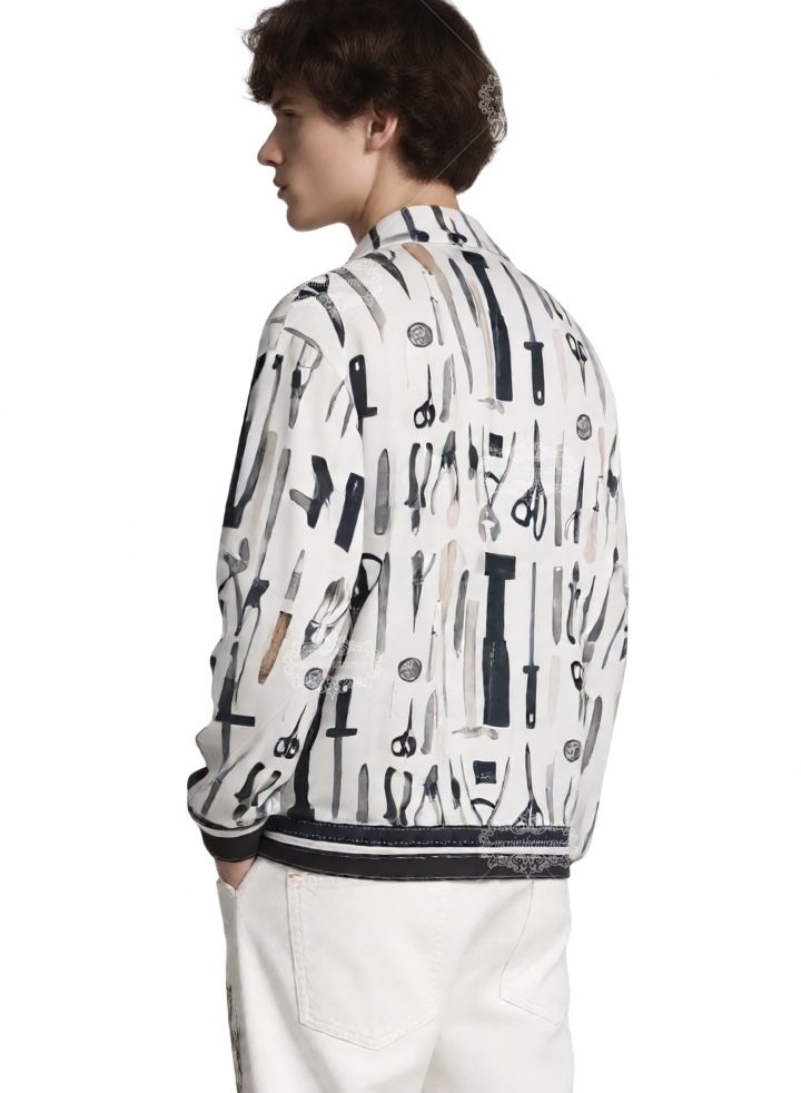 &Aacute;o thun đi&ecirc;u khắc đơn sắc Baroque | Ph&ograve;ng trưng b&agrave;y sang trọng